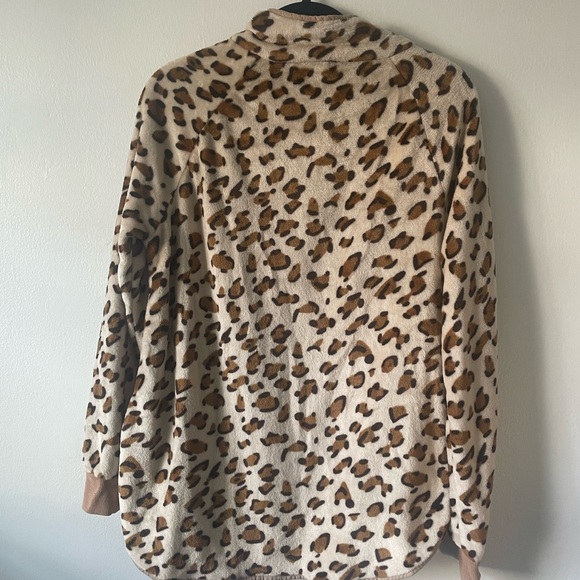 White Birch Cheetah Pullover | Medium - Picture 2 of 3